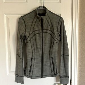 Lululemon Define jacket, Luon, size 6, heather green. Very new.
